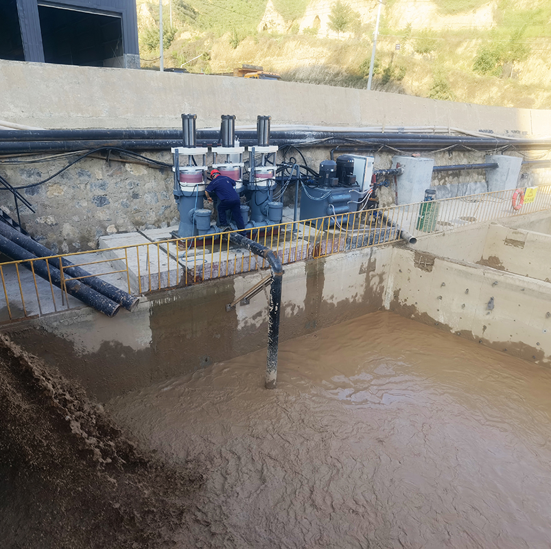 YBH壓濾機(jī)節(jié)能進(jìn)料泵5 YBH壓濾機(jī)節(jié)能進(jìn)料泵5